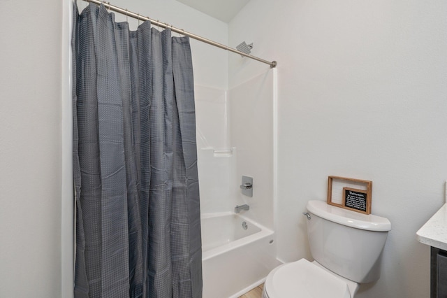 2940 Mccarty Ave, Crestview, FL 32539 - full bath featuring shower / bathtub combination with curtain and vanity