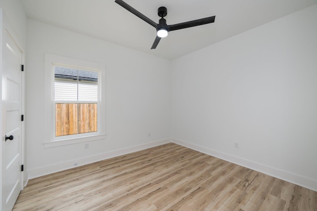 2940 Mccarty Ave, Crestview, FL 32539 - empty room featuring light wood-style floors and a ceiling fan