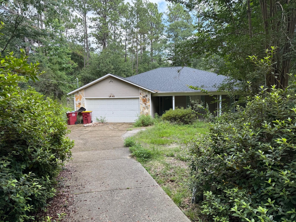 375 Ridge Lake Rd, Crestview, FL 32536 - photo 1