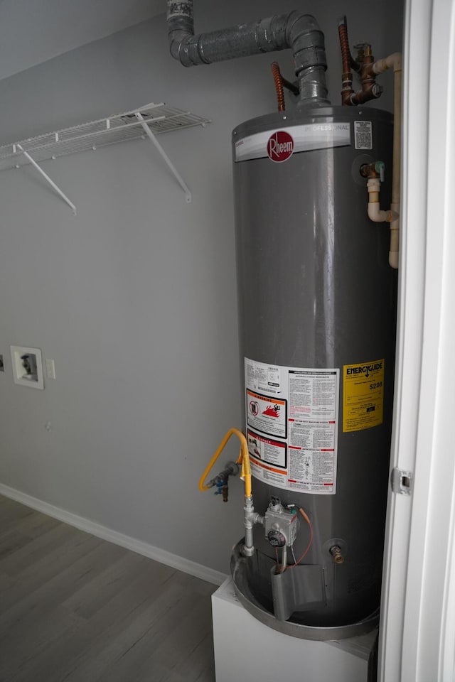 1198 Saddle Creek Dr, Fort Walton Beach, FL 32547 - utilities with water heater