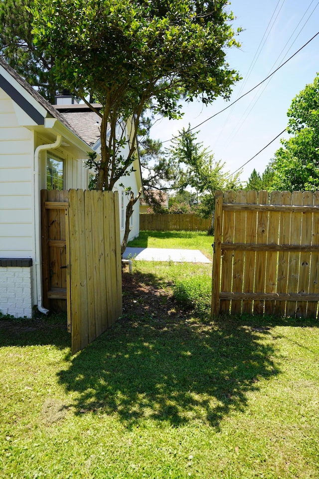 1198 Saddle Creek Dr, Fort Walton Beach, FL 32547 - view of yard