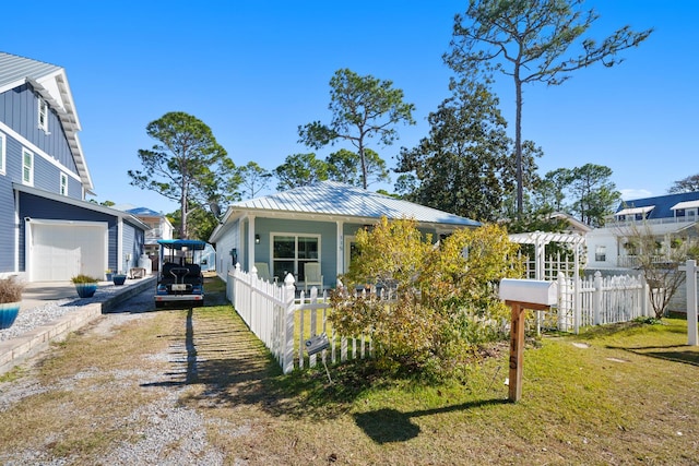 115 N Barcelona Ave, Santa Rosa Beach, FL 32459 - view of front facade with driveway
