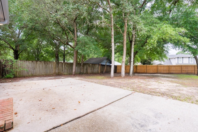 2786 Willow Bend Ct, Crestview, FL 32539 - fenced backyard featuring a patio