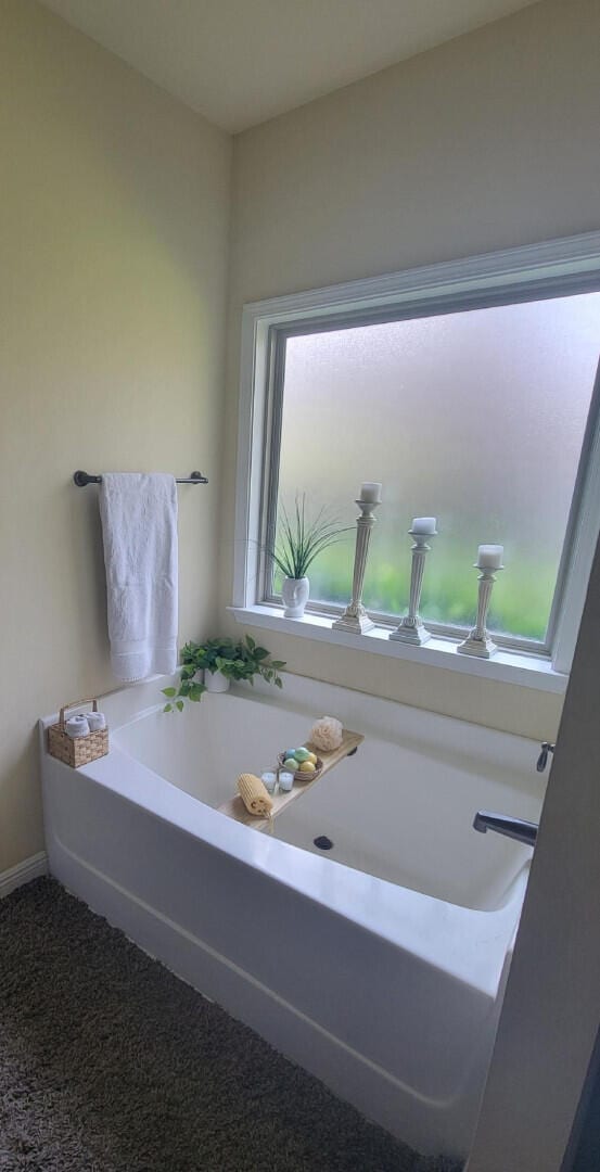 114 S Knightsbridge Ct, Santa Rosa Beach, FL 32459 - bathroom with a garden tub