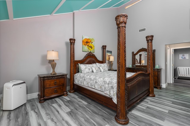 8520 Gulf Blvd Unit 29, Navarre, FL 32566 - bedroom with wood finished floors and baseboards
