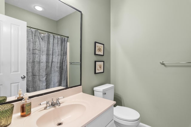 113 Mantero Way, Destin, FL 32541 - bathroom with vanity and a shower with shower curtain