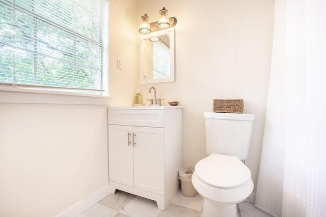 1011 Creel St, Fort Walton Beach, FL 32547 - full bath with vanity and marble look tiles