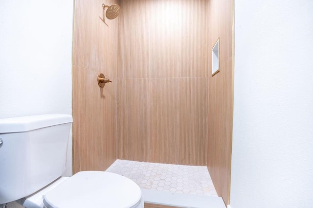 1011 Creel St, Fort Walton Beach, FL 32547 - bathroom with a shower stall and toilet