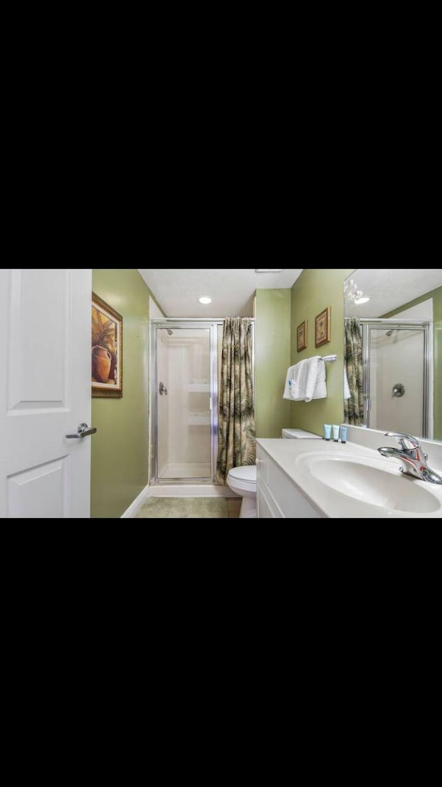17757 Front Beach Rd Unit 2204D, Panama City Beach, FL 32413 - full bathroom with a shower with shower curtain and vanity