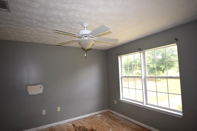 2498 S Lakeview Dr, Crestview, FL 32536 - photo 17