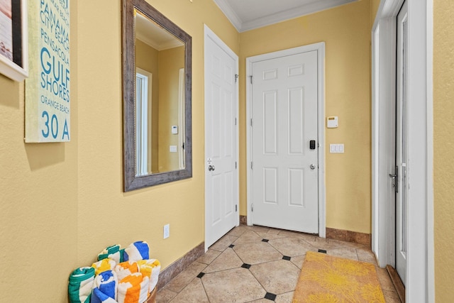 37 Conch Cay, Destin, FL 32541 - tiled entryway featuring crown molding and baseboards
