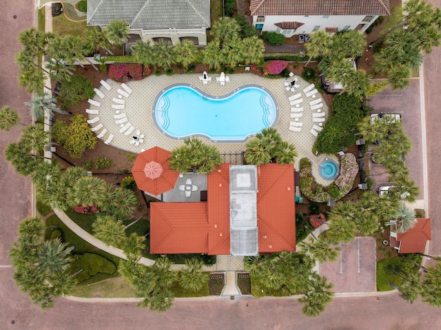 37 Conch Cay, Destin, FL 32541 - aerial view of a pool