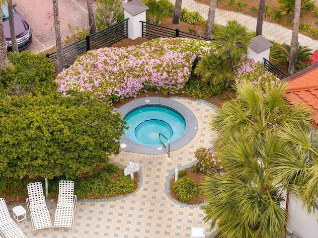 37 Conch Cay, Destin, FL 32541 - bird's eye view of a pool