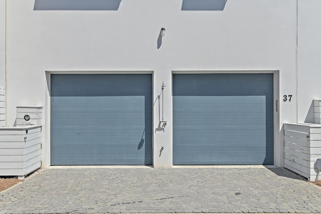 37 Sugar Loaf Aly, Alys Beach, FL 32461 - view of garage