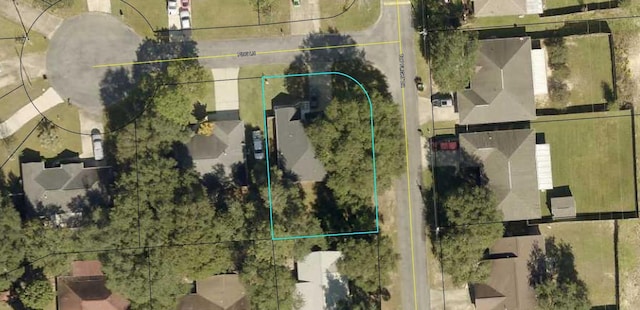 2808 Ping Ln, Crestview, FL 32539 - aerial overview of property's location with property boundaries highlighted