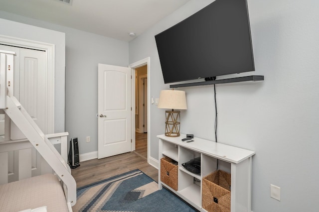 102 Terra Cotta Way, Destin, FL 32541 - bedroom with wood finished floors and baseboards