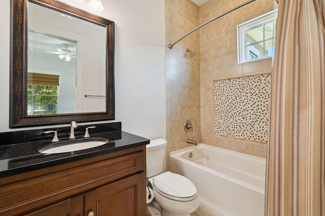 9 W Salt Box Ln, Watersound, FL 32461 - bathroom featuring shower / tub combo and vanity