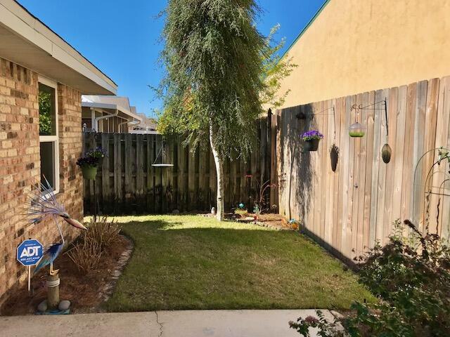 4643 Windstarr Dr, Destin, FL 32541 - view of yard