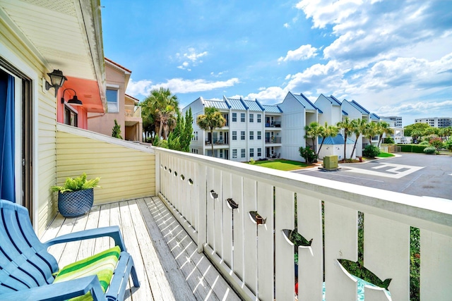 115 Gulf Winds Ct Unit 2, Destin, FL 32541 - balcony featuring a residential view