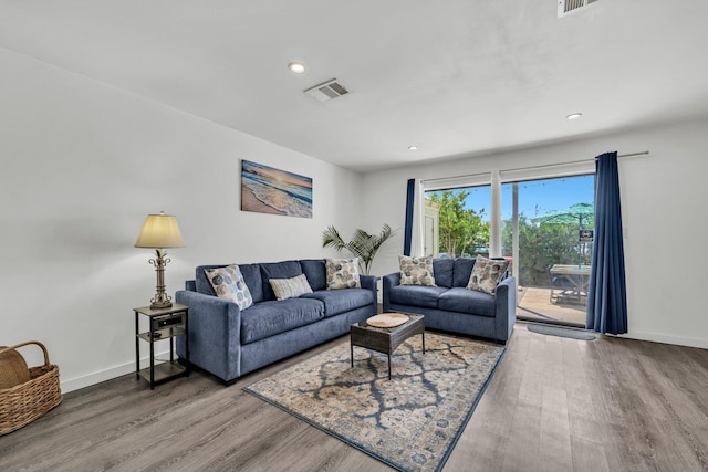 115 Gulf Winds Ct Unit 2, Destin, FL 32541 - living room featuring wood finished floors and recessed lighting