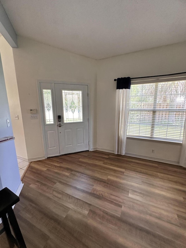 1174 Witshire Ct, Fort Walton Beach, FL 32547 - foyer entrance with wood finished floors