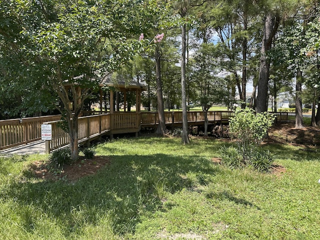 1174 Witshire Ct, Fort Walton Beach, FL 32547 - view of yard with a gazebo
