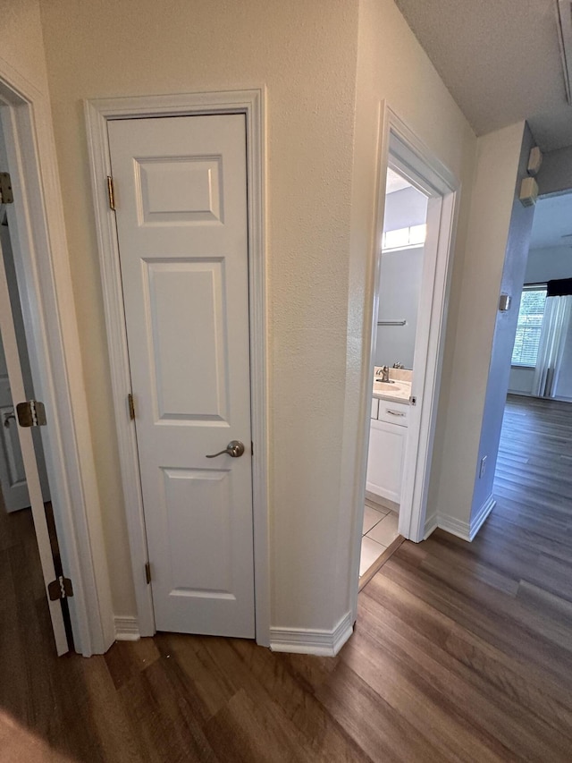 1174 Witshire Ct, Fort Walton Beach, FL 32547 - hall with wood finished floors