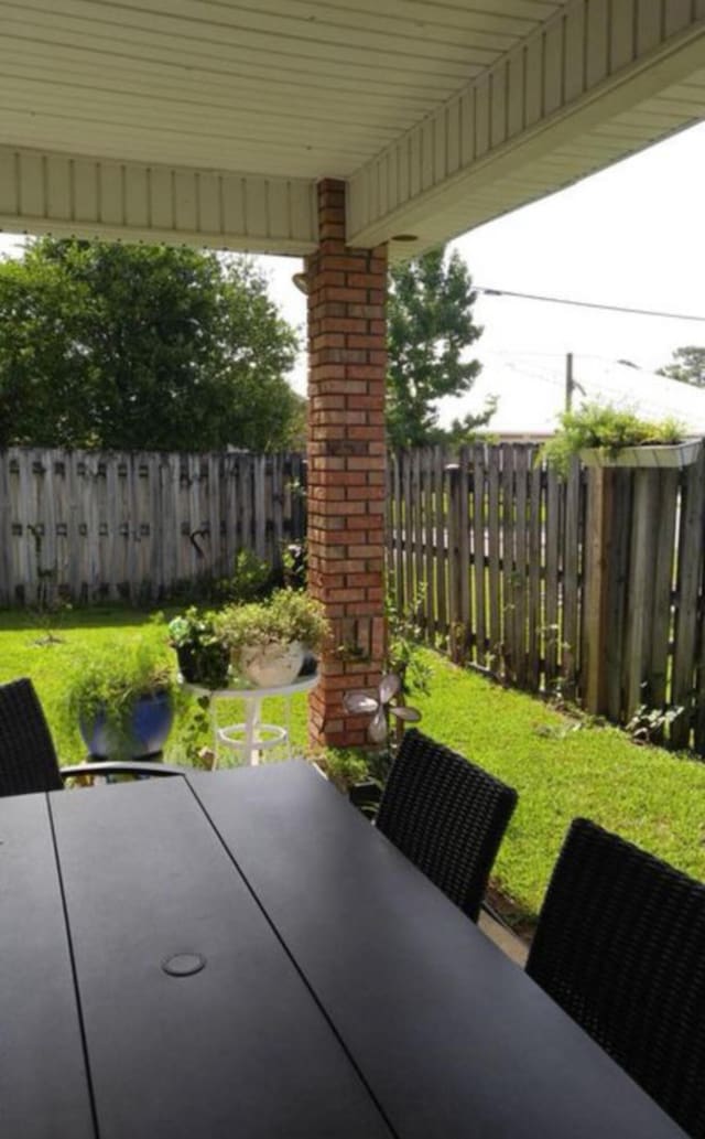 1174 Witshire Ct, Fort Walton Beach, FL 32547 - view of patio / terrace featuring outdoor dining area