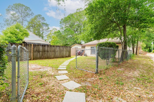 909 Mapoles St, Crestview, FL 32536 - photo 29