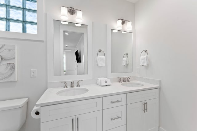 24 Barefoot Ln, Inlet Beach, FL 32461 - bathroom featuring double vanity and toilet