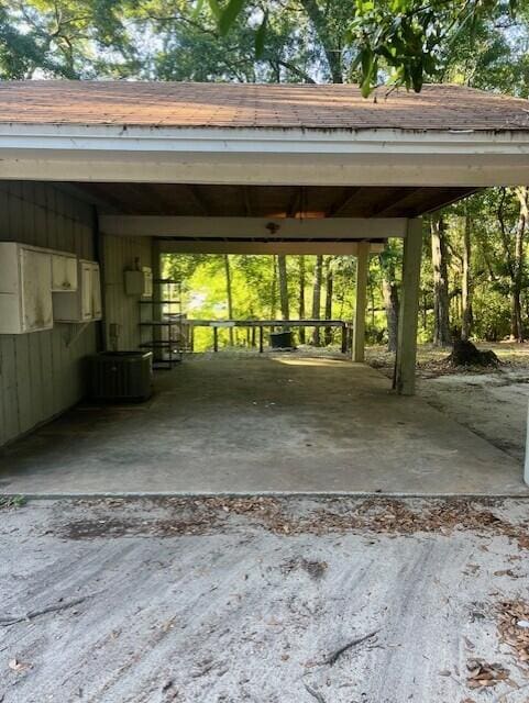 121 Ramsey Branch Rd, Freeport, FL 32439 - view of parking with a carport