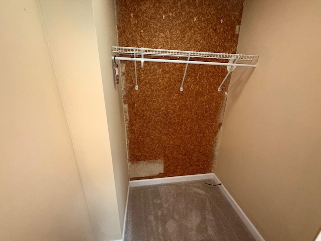 905 Cloverdale Ct, Fort Walton Beach, FL 32547 - view of closet
