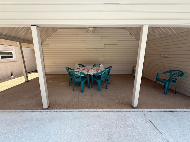 905 Cloverdale Ct, Fort Walton Beach, FL 32547 - view of patio / terrace
