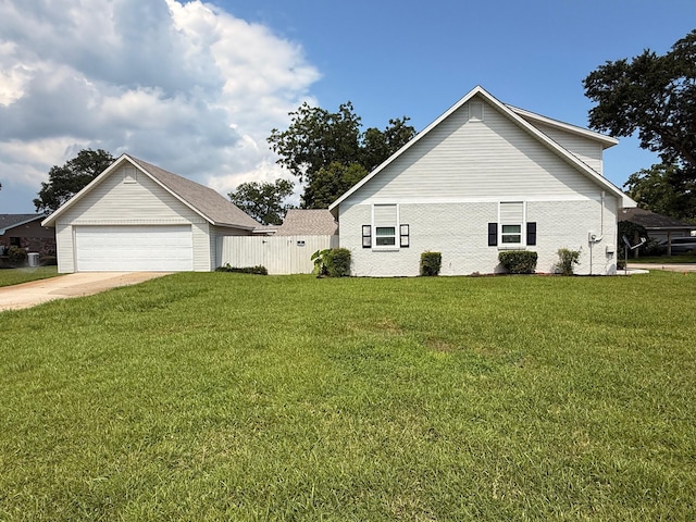 905 Cloverdale Ct, Fort Walton Beach, FL 32547 - view of side of property