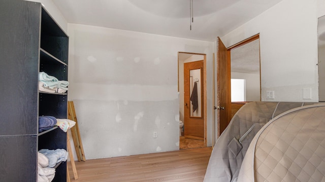 70 River Loop, Ponce De Leon, FL 32455 - bedroom with wood finished floors