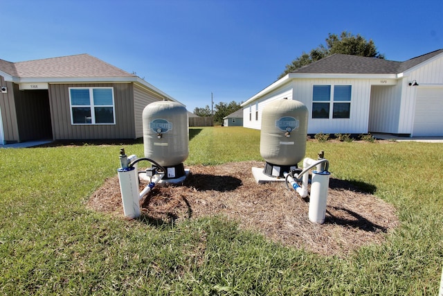 5360 Highview Dr, Crestview, FL 32539 - exterior view of a shingled roof