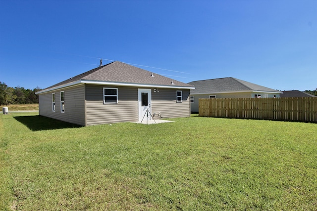 5360 Highview Dr, Crestview, FL 32539 - back of property with a shingled roof