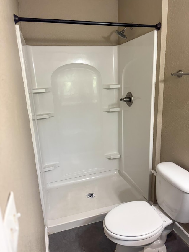 5148 Cavalier Dr, Crestview, FL 32539 - full bath with a walk in shower and toilet