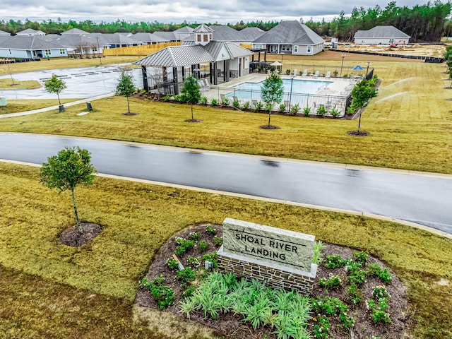 739 Quintana St, Crestview, FL 32539 - aerial view of residential area featuring a pool