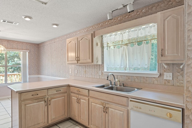 395 Lake Holley Cir, Defuniak Springs, FL 32433 - photo 20