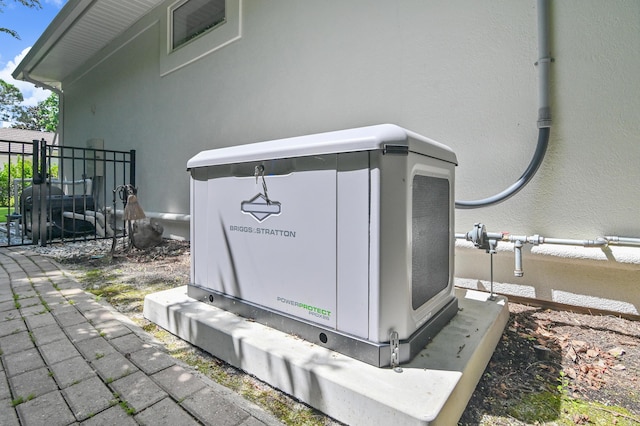 4564 Nautical Ct, Destin, FL 32541 - exterior view of a power unit and stucco siding