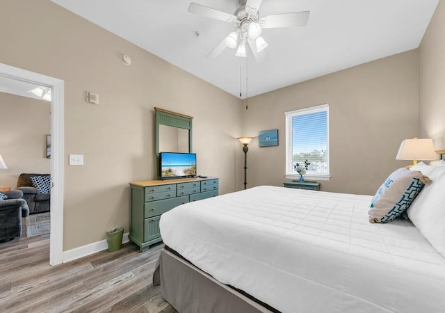 231 Somerset Bridge Rd Unit 2308, Santa Rosa Beach, FL 32459 - bedroom featuring light wood-type flooring and a ceiling fan