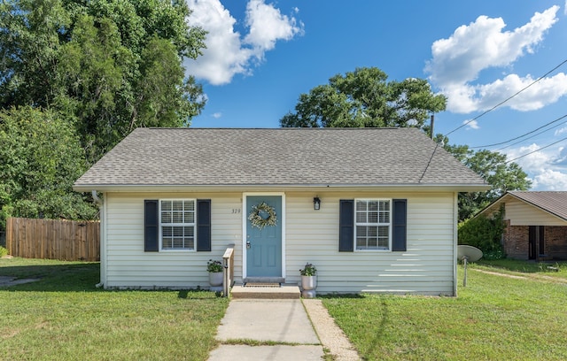 379 W 1st Ave, Crestview, FL 32536 - bungalow featuring roof with shingles