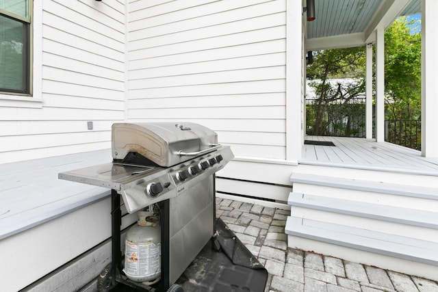 12 Seabreeze Way, Inlet Beach, FL 32461 - porch featuring grilling area