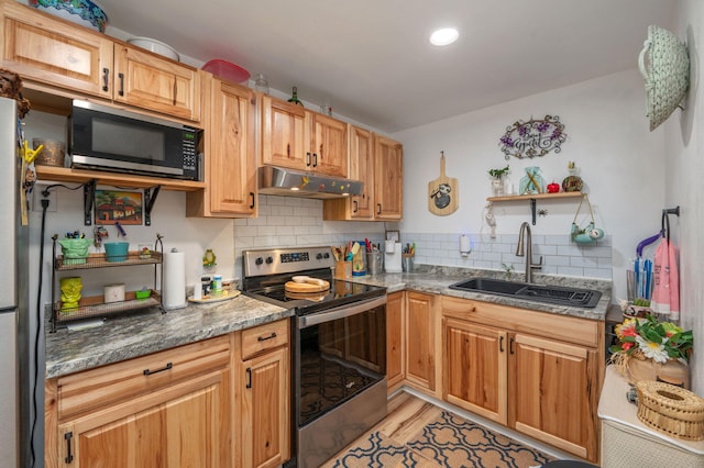 211 Passion Flower St, Defuniak Springs, FL 32433 - photo 4