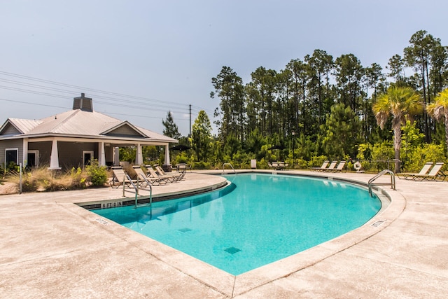 280 Date Palm Ln, Freeport, FL 32439 - photo 1