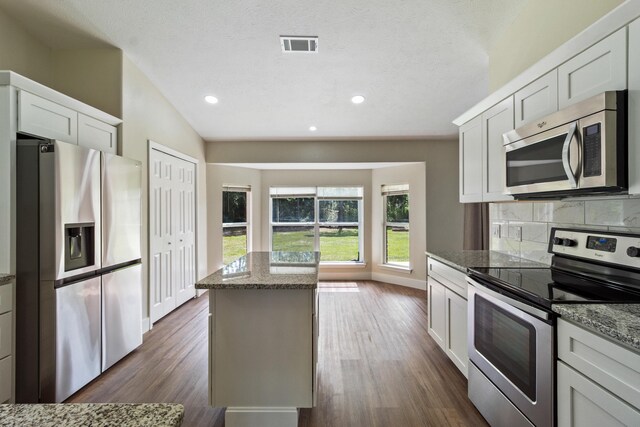 1998 Anchor Dr, Navarre, FL 32566 - photo 9