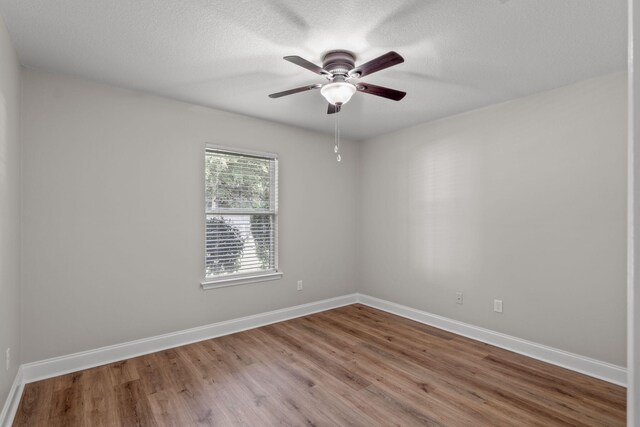 2637 Stormy Cir, Navarre, FL 32566 - photo 36