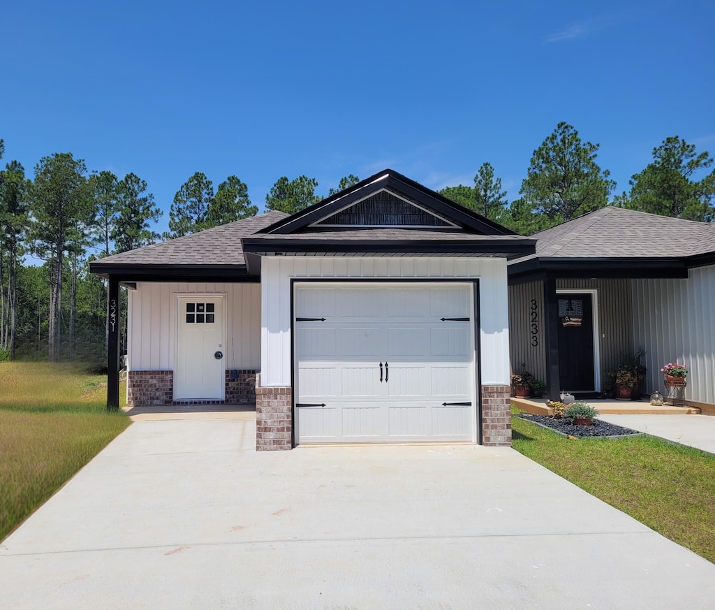 3231 Damon Dr, Milton, FL 32583 - photo 1