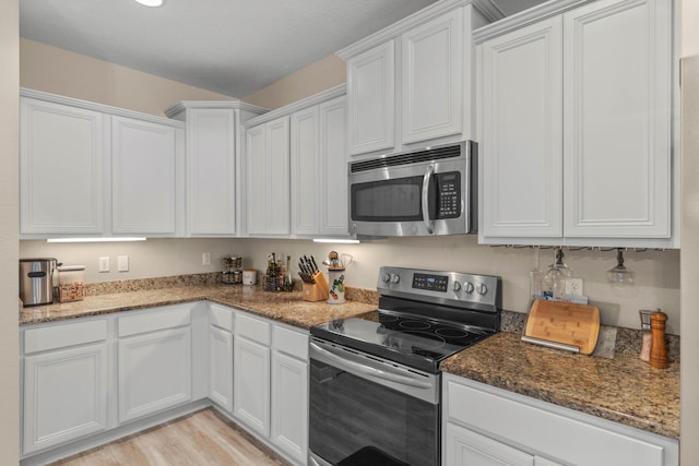 2803 Grand Bay Ct, Navarre, FL 32566 - photo 17